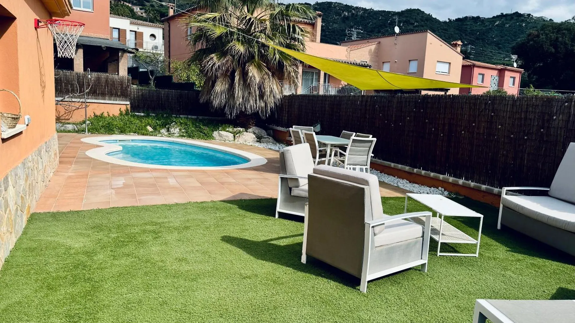 Hauzify I Casa Sa Calma Villa Platja d'Aro Holiday home